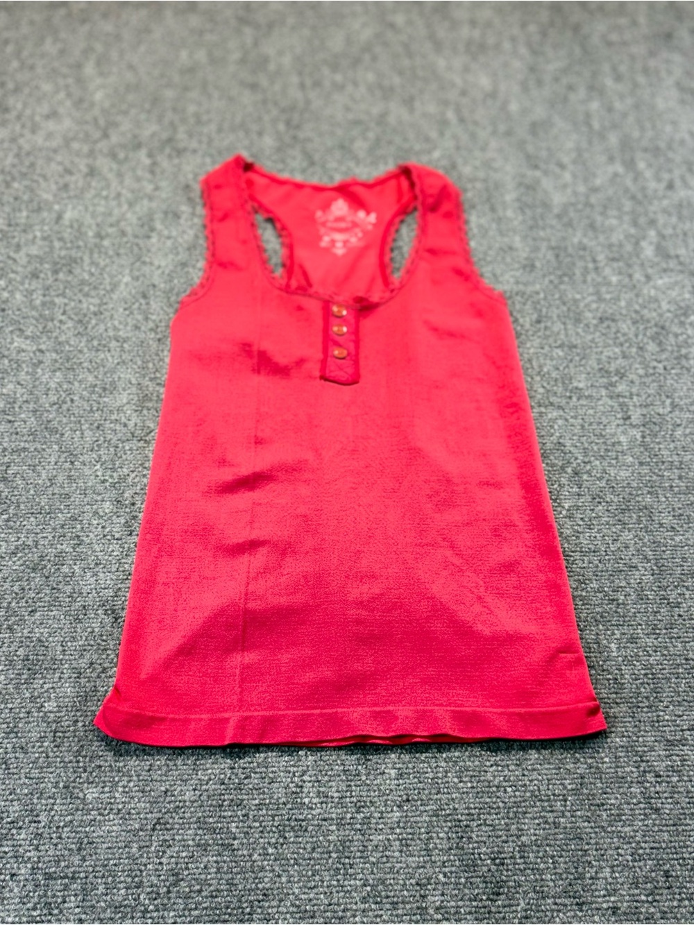 Proxy Women's Sz M Red Ribbed
Racerback Tank Top 3-Button Henley
Neckline